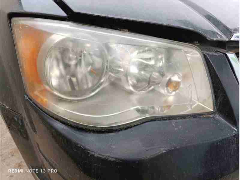 Recambio de faro derecho para chrysler grand voyager lx referencia OEM IAM   
