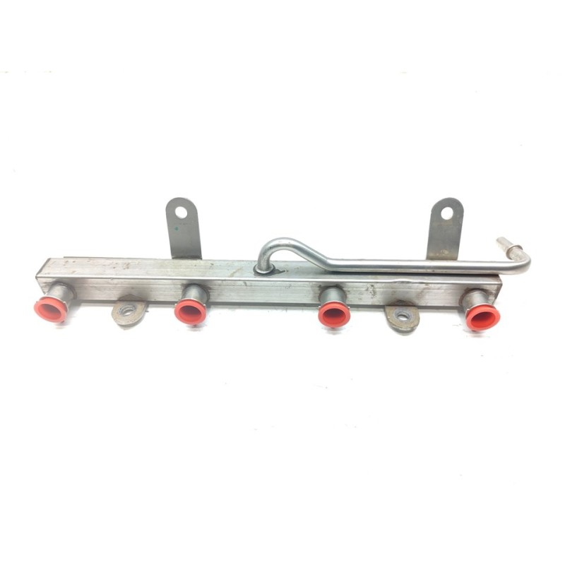 Recambio de rampa inyectora para mg zs luxury referencia OEM IAM 10203781  