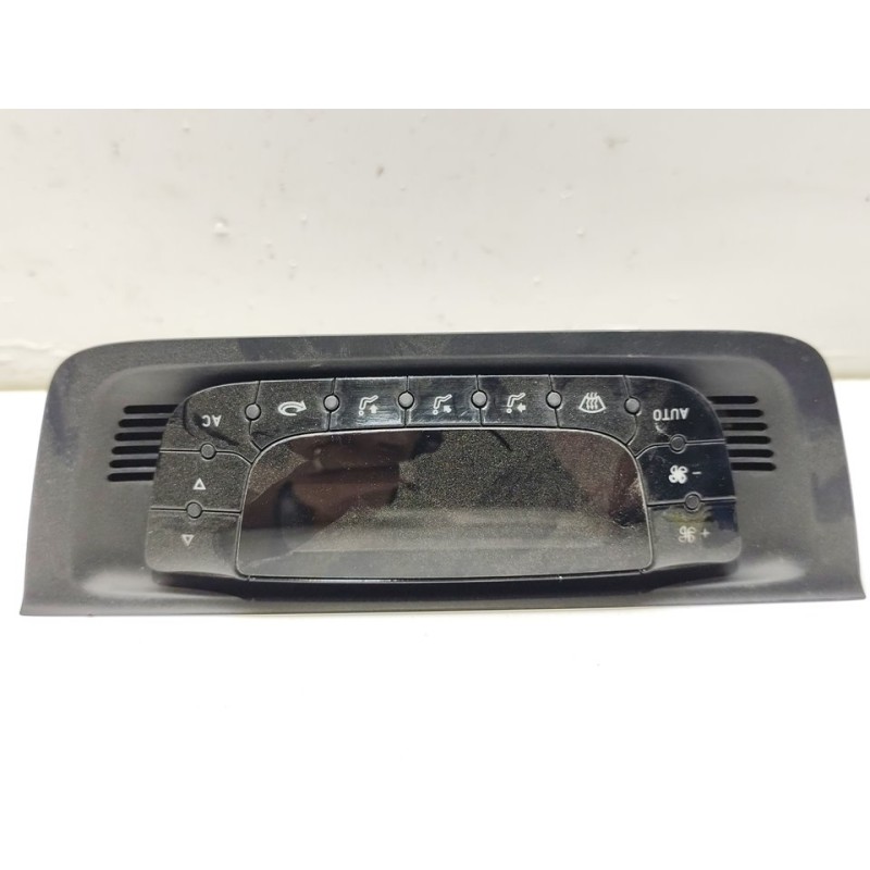 Recambio de mando climatizador para seat ibiza (6j5) sport referencia OEM IAM 6J0820043A  