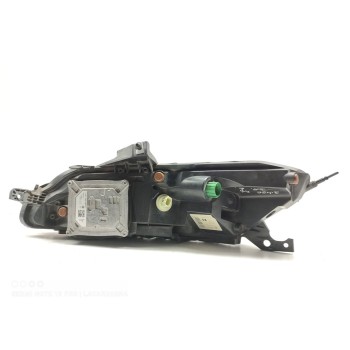 Recambio de faro derecho para jeep cherokee limited 4wd referencia OEM IAM 68157104AO  