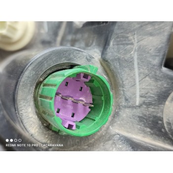 Recambio de faro izquierdo para jeep cherokee limited 4wd referencia OEM IAM 68157105AO  