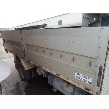 nissan atleon del año 2000