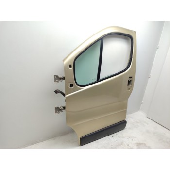 Recambio de puerta delantera izquierda para opel vivaro combi 2.7t corto referencia OEM IAM 7751478602  