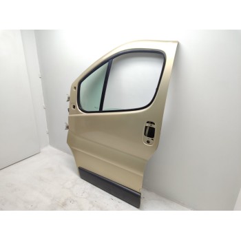 Recambio de puerta delantera izquierda para opel vivaro combi 2.7t corto referencia OEM IAM 7751478602  