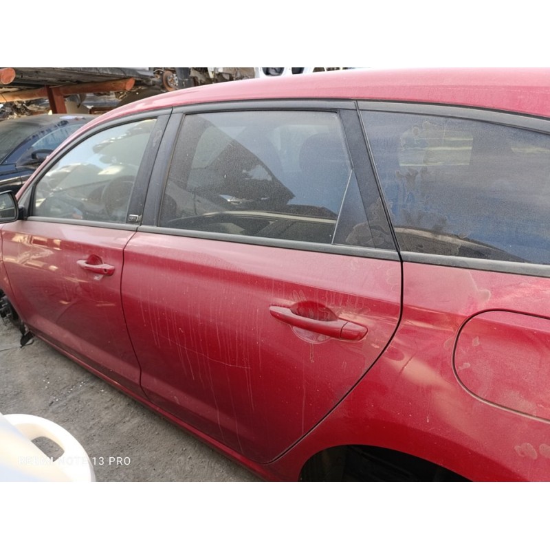 Recambio de puerta trasera izquierda para hyundai i30 cw (pd) family referencia OEM IAM 77003G4000  