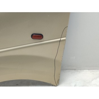 Recambio de aleta delantera izquierda para opel vivaro combi 2.7t corto referencia OEM IAM 7782524451  