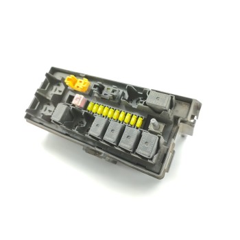 CAJA RELES / FUSIBLES 04692087AB 