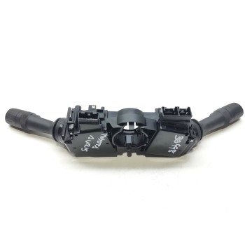 Recambio de mando luces para toyota auris hybrid active business plus referencia OEM IAM 8414002720  