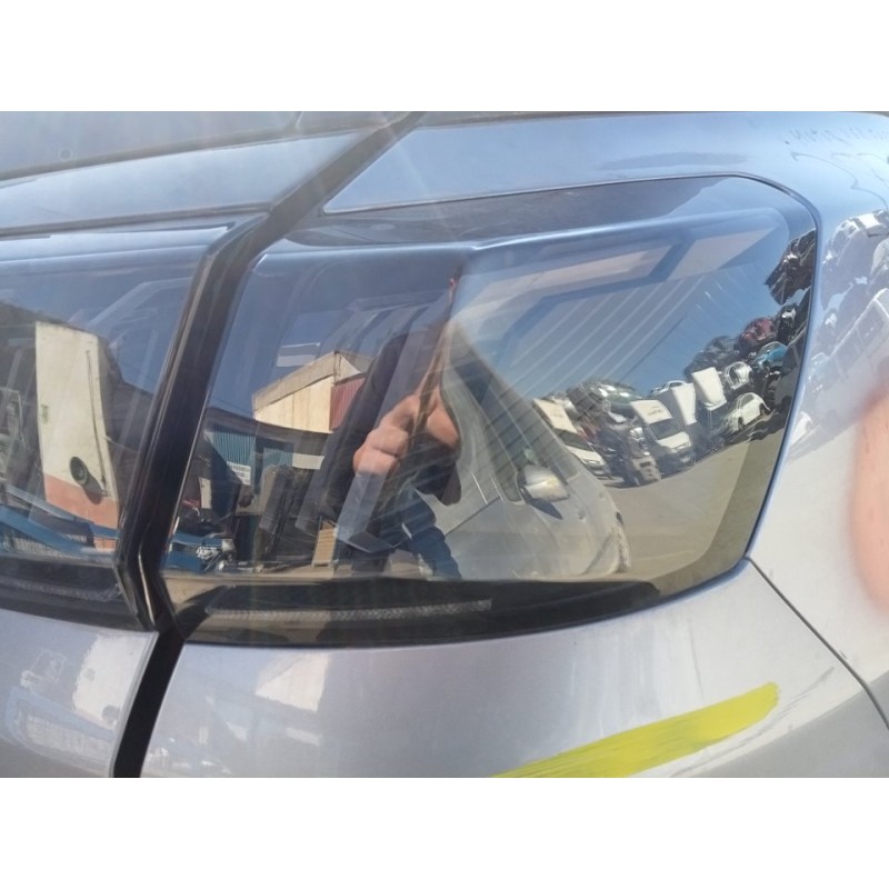 Recambio de piloto trasero derecho para peugeot 3008 allure referencia OEM IAM 9836231180  