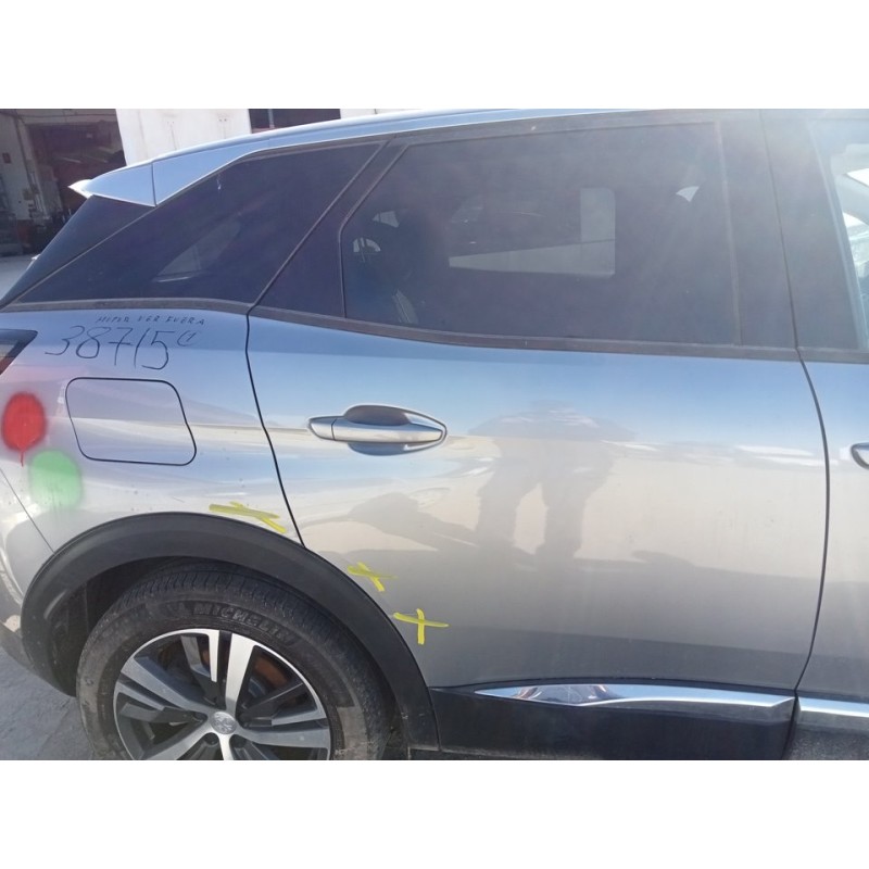 Recambio de puerta trasera derecha para peugeot 3008 allure referencia OEM IAM 9812317080  