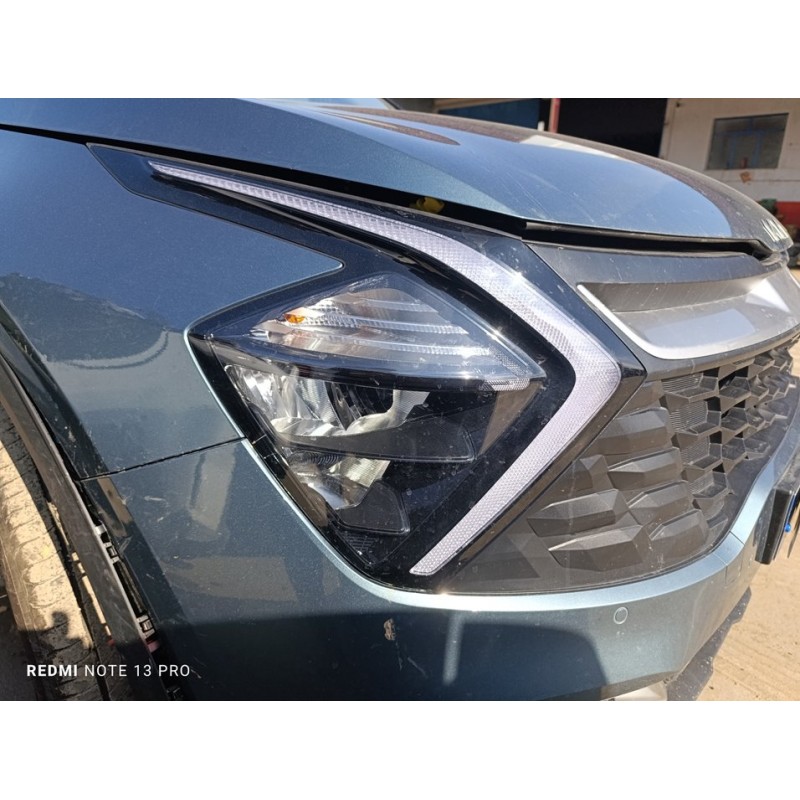 Recambio de faro derecho para kia sportage (nq5) concept referencia OEM IAM 92102R2100  
