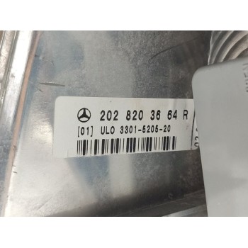 Recambio de piloto trasero derecho para mercedes-benz clase c (w202) berlina 180 (202.018) referencia OEM IAM 2028203664  