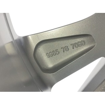 Recambio de llanta para mazda cx-30 basis 2wd referencia OEM IAM 9965787080  