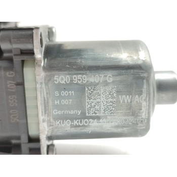 Recambio de motor elevalunas trasero derecho para volkswagen golf viii lim. (cd1) r 20 aniversario 4motion referencia OEM IAM 5Q