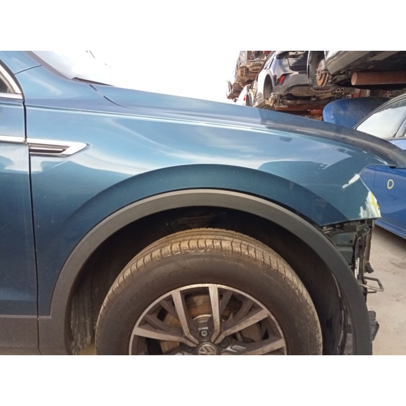 Recambio de aleta delantera derecha para volkswagen tiguan (ad1, ax1) 2.0 tdi referencia OEM IAM 5NA821106B  