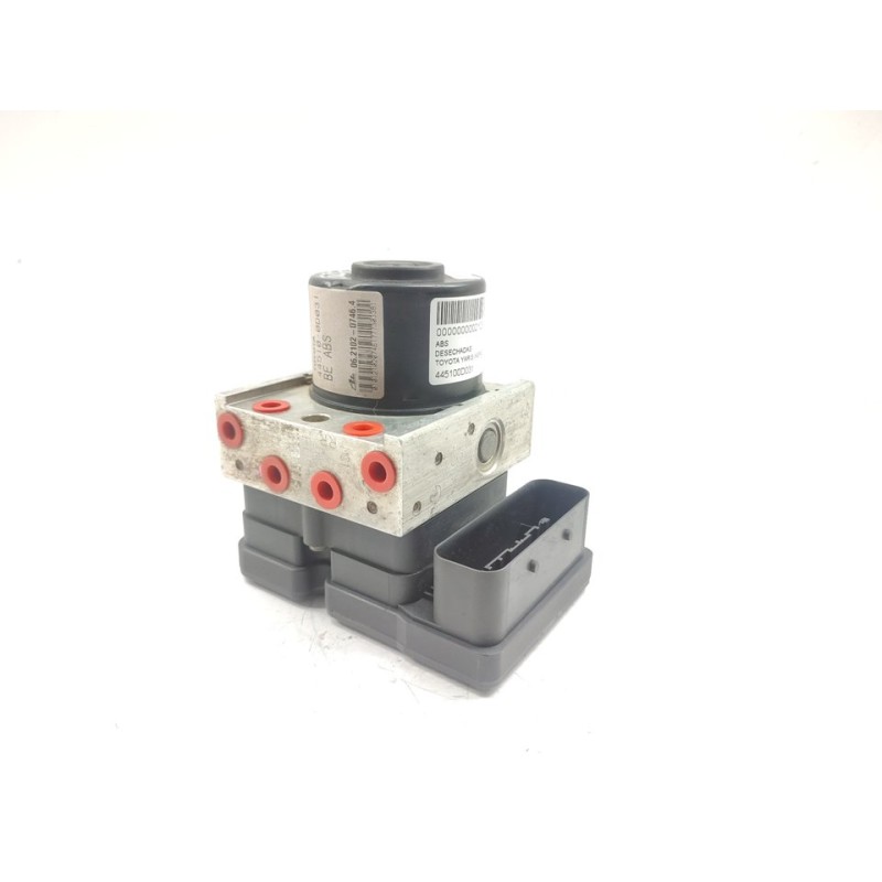 Recambio de abs para toyota yaris (ksp9/scp9/nlp9) básico referencia OEM IAM 445100D031  