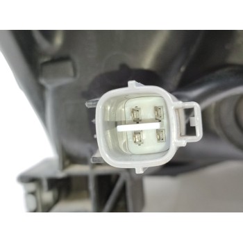 Recambio de faro izquierdo para toyota verso comfort referencia OEM IAM 811700F181  
