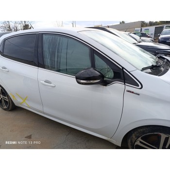 Recambio de puerta delantera derecha para peugeot 208 gt line referencia OEM IAM 9807820680  