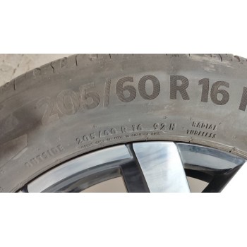 Recambio de llanta para dacia sandero iii stepway essential referencia OEM IAM 403004026R  