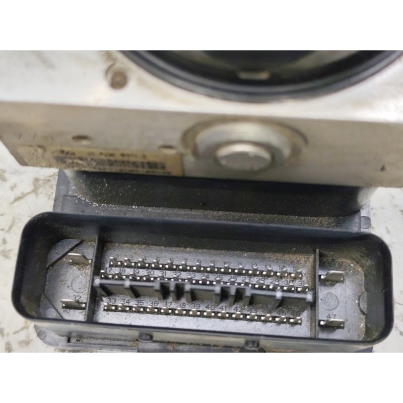 Recambio de abs para volkswagen golf v berlina (1k1) gt referencia OEM IAM 1K0614517AF  