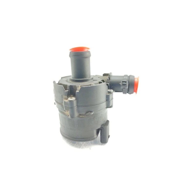 Recambio de bomba agua para audi q3 (8ug) attraction referencia OEM IAM 0392023209  