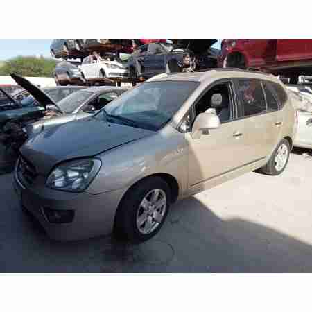 KIA CARENS (UN)