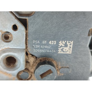 Recambio de cerradura puerta lateral derecha para peugeot partner kombi access referencia OEM IAM 828423  