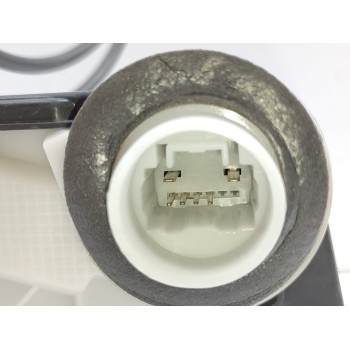 Recambio de cerradura puerta delantera derecha para toyota yaris active referencia OEM IAM 690300D540  