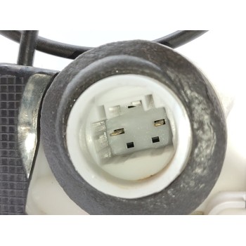 Recambio de cerradura puerta trasera izquierda para toyota yaris active referencia OEM IAM 690600D310  