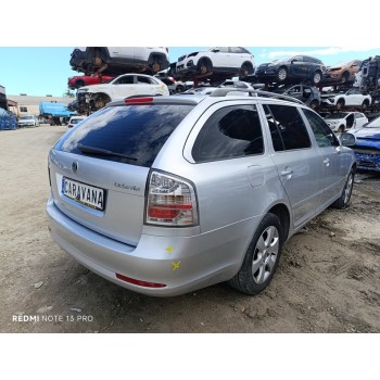 skoda octavia combi (1z5) del año 2009