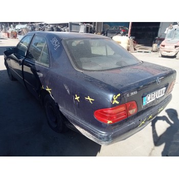 mercedes-benz clase e (w210) berlina diesel del año 1995