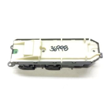 Recambio de mando elevalunas delantero izquierdo para toyota auris hybrid active business plus referencia OEM IAM 8404002120  