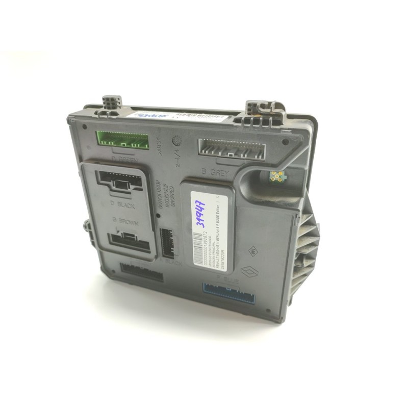 Recambio de modulo electronico para renault megane iii berlina 5 p bose edition referencia OEM IAM 284B18225R  