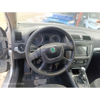 skoda octavia combi (1z5) del año 2009