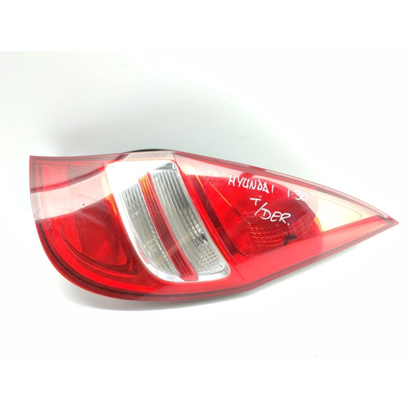 Recambio de piloto trasero derecho para hyundai i30 classic referencia OEM IAM 924022R0  