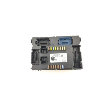 Recambio de caja reles / fusibles para fiat tipo ii (356) sedan easy referencia OEM IAM 520631510  