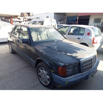 mercedes-benz clase c (w201) berlina del año 1989