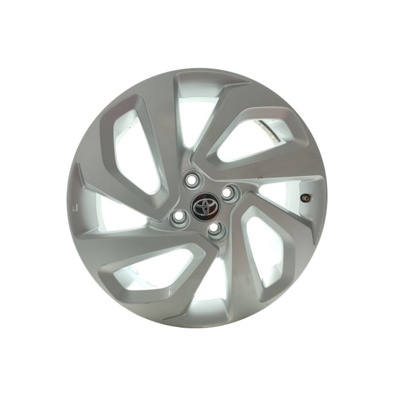 Recambio de llanta para toyota aygo x like referencia OEM IAM 426110H070  