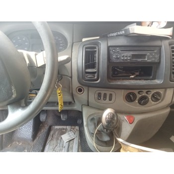 nissan primastar (x83) del año 2006