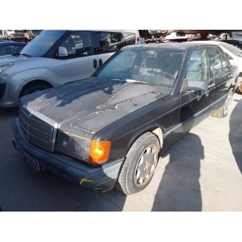 mercedes-benz clase c (w201) berlina del año 1989