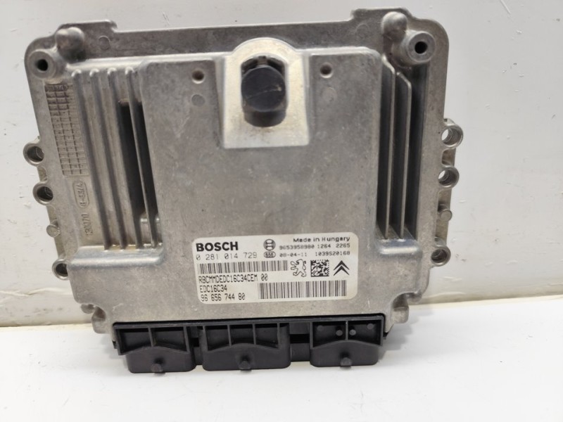 Recambio de centralita motor uce para citroën c4 picasso sx referencia OEM IAM 0281014729  