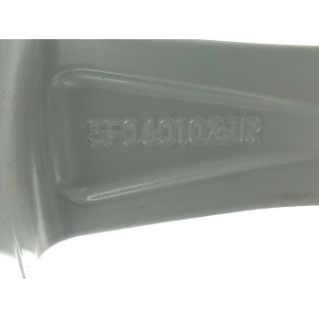 Recambio de llanta para seat leon st (5f8) style referencia OEM IAM 5F0601025R  