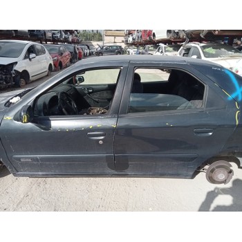 citroën xsara berlina del año 2000