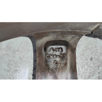 Recambio de llanta para peugeot 208 access referencia OEM IAM 9673773577  