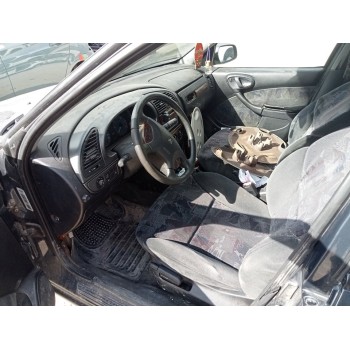 citroën xsara berlina del año 2000