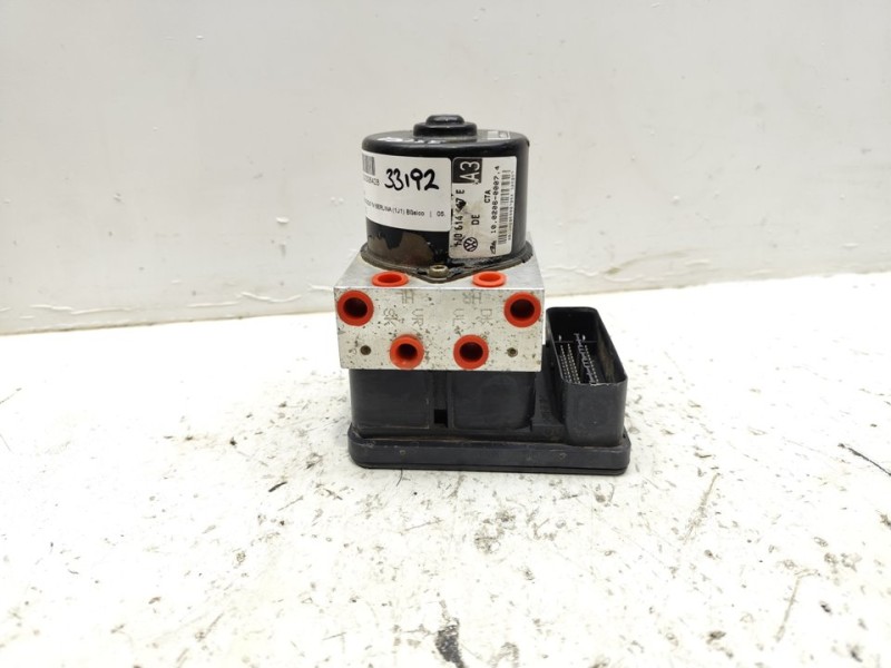 Recambio de abs para volkswagen golf iv berlina (1j1) básico referencia OEM IAM 1J0614117E  
