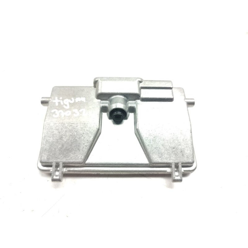 Recambio de camara vision frontal para volkswagen tiguan sport bmt referencia OEM IAM 3Q0980654H  