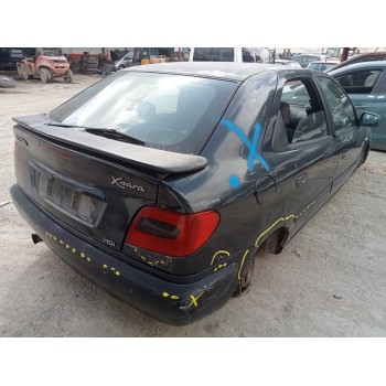 citroën xsara berlina del año 2000