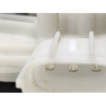 Recambio de cerradura maletero / porton para toyota yaris active referencia OEM IAM 6935002090  