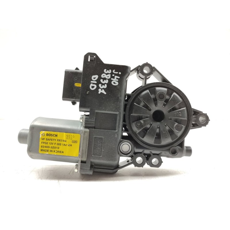 Recambio de motor elevalunas delantero derecho para hyundai i40 cw style bluedrive referencia OEM IAM 824603Z010  